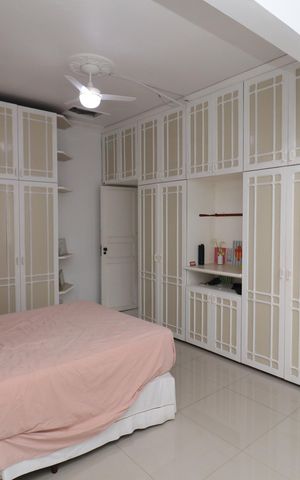 Casa de condomínio para alugar com 747m², 10 quartos e 8 vagasQuarto 2