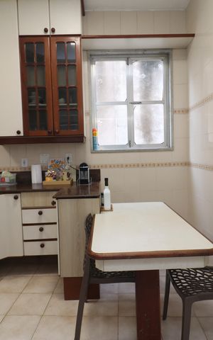 Casa de condomínio para alugar com 747m², 10 quartos e 8 vagasCozinha