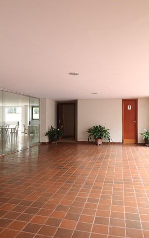 Apartamento para alugar com 162m², 4 quartos e 2 vagasÁrea comum - Salão de festas