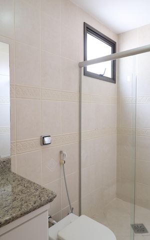 Apartamento para alugar com 162m², 4 quartos e 2 vagasBanheiro do Quarto 3