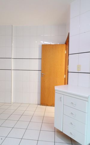 Apartamento para alugar com 162m², 4 quartos e 2 vagasCozinha