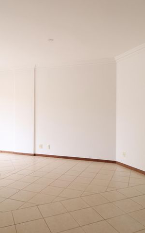 Apartamento para alugar com 162m², 4 quartos e 2 vagasSala