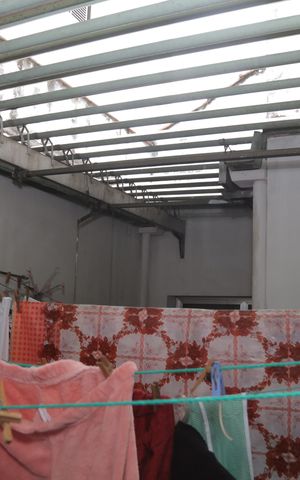 Casa à venda com 500m², 4 quartos e 6 vagas Casa à venda com 500m², 4 quartos e 6 vagasÁrea de Serviço