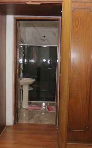 Casa à venda com 500m², 4 quartos e 6 vagas Casa à venda com 500m², 4 quartos e 6 vagasSuite quarto 4