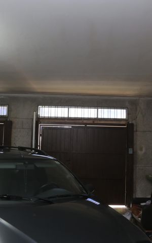 Casa à venda com 500m², 4 quartos e 6 vagas Casa à venda com 500m², 4 quartos e 6 vagasGaragem