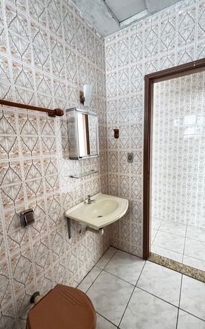 Casa para alugar com 125m², 2 quartos e 1 vaga Casa para alugar com 125m², 2 quartos e 1 vagaBanheiro
