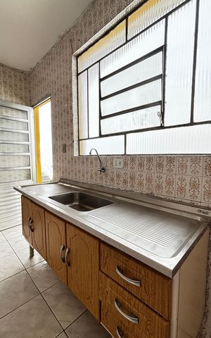 Casa para alugar com 125m², 2 quartos e 1 vaga Casa para alugar com 125m², 2 quartos e 1 vagaCozinha