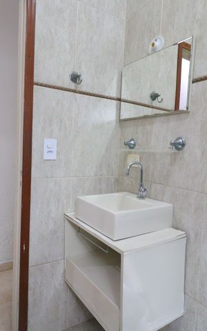 Casa para alugar com 30m², 1 quarto e sem vagaBanheiro