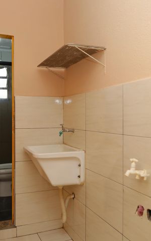 Casa para alugar com 55m², 1 quarto e sem vagaÁrea de Serviço