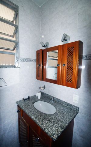 Apartamento para alugar com 70m², 2 quartos e sem vagaBanheiro