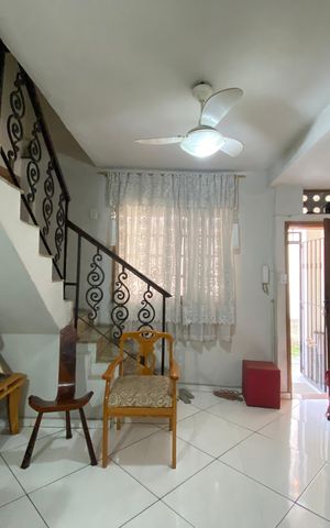 Casa à venda com 150m², 1 quarto e 1 vaga