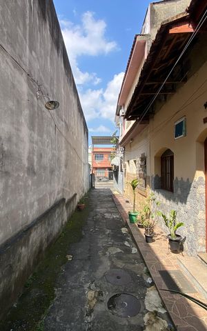 Casa à venda com 150m², 1 quarto e 1 vaga