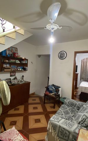 Casa à venda com 150m², 1 quarto e 1 vaga