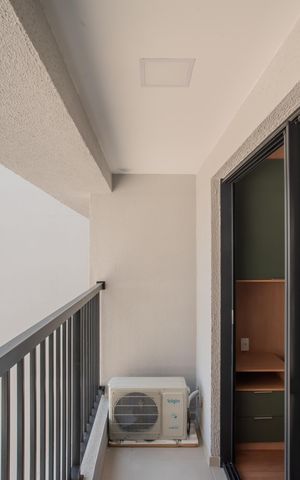 Studio para alugar com 25m², 1 quarto e sem vaga Studio para alugar com 25m², 1 quarto e sem vagaVaranda