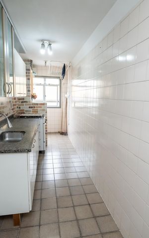 Apartamento à venda com 62m², 2 quartos e 1 vaga Apartamento à venda com 62m², 2 quartos e 1 vagaCozinha e Área de Serviço