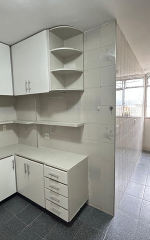 Apartamento para alugar com 72m², 2 quartos e 1 vagaCozinha