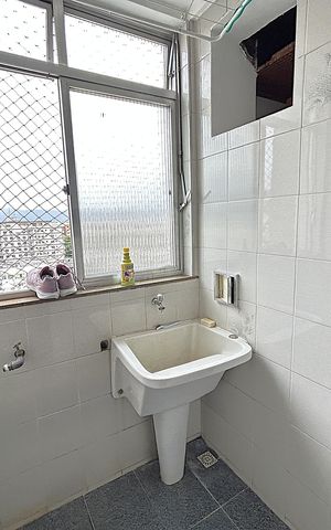 Apartamento para alugar com 72m², 2 quartos e 1 vagaÁrea de Serviço