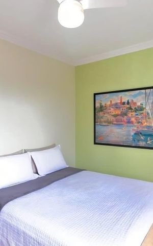 Apartamento à venda com 140m², 4 quartos e 2 vagas Apartamento à venda com 140m², 4 quartos e 2 vagasSuíte