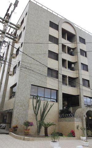 Apartamento para alugar com 100m², 3 quartos e 1 vagaFachada