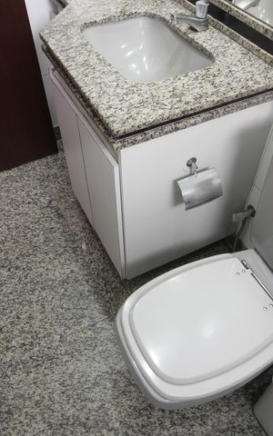 Apartamento para alugar com 100m², 3 quartos e 1 vagaBanheiro da Suíte