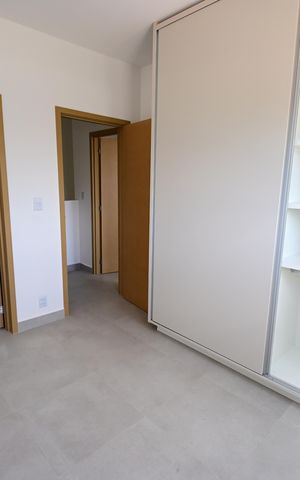 Casa de condomínio para alugar com 200m², 4 quartos e 2 vagas