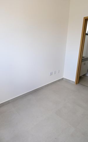Casa de condomínio para alugar com 200m², 4 quartos e 2 vagas