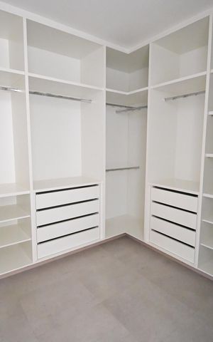 Casa de condomínio para alugar com 200m², 4 quartos e 2 vagas