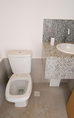 Casa de condomínio para alugar com 200m², 4 quartos e 2 vagas