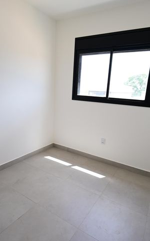Casa de condomínio para alugar com 200m², 4 quartos e 2 vagas