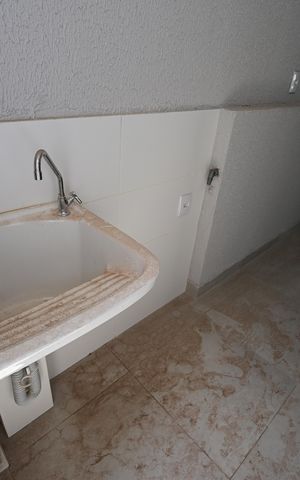 Casa de condomínio para alugar com 200m², 4 quartos e 2 vagas