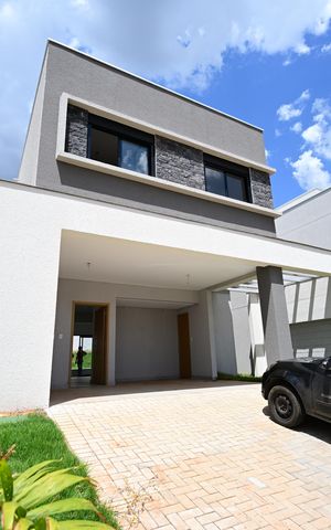 Casa de condomínio para alugar com 200m², 4 quartos e 2 vagas
