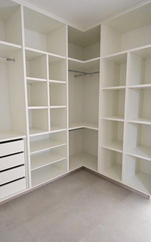 Casa de condomínio para alugar com 200m², 4 quartos e 2 vagas