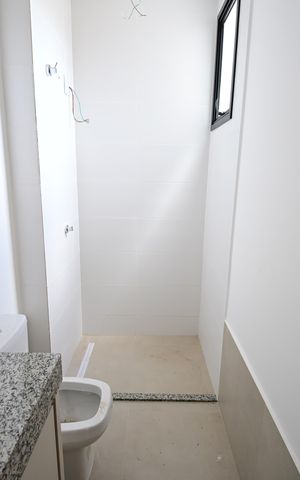Casa de condomínio para alugar com 200m², 4 quartos e 2 vagas