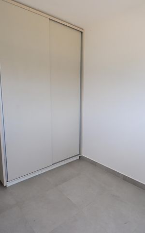 Casa de condomínio para alugar com 200m², 4 quartos e 2 vagas