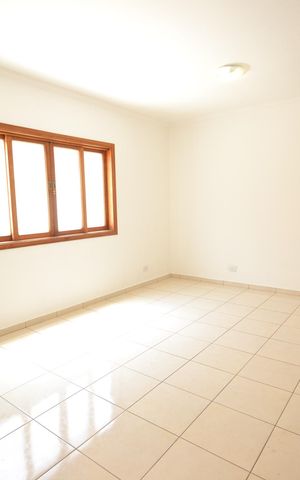 Casa para alugar com 163m², 3 quartos e 3 vagasSala