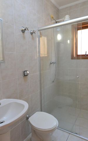 Casa para alugar com 163m², 3 quartos e 3 vagasBanheiro Social