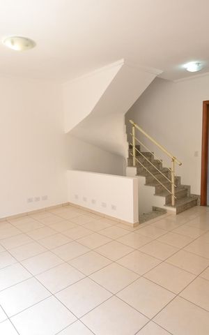 Casa para alugar com 163m², 3 quartos e 3 vagasSala