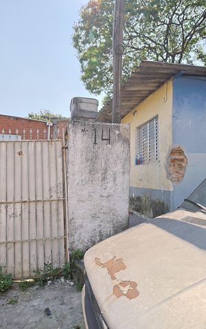 Casa para alugar com 60m², 2 quartos e 1 vagaFachada