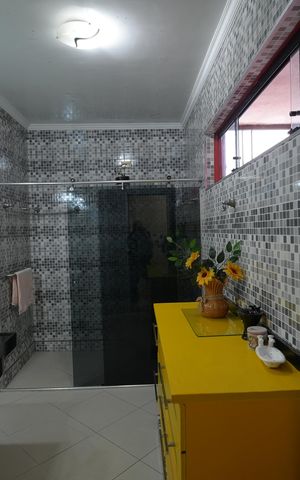 Casa para alugar com 656m², 3 quartos e 4 vagasBanheiro Social