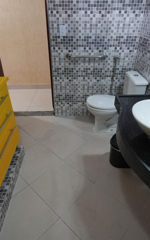 Casa para alugar com 656m², 3 quartos e 4 vagasBanheiro Social