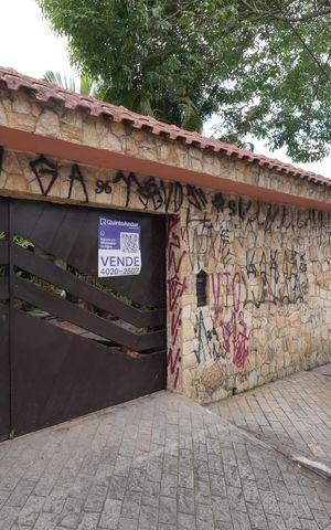Casa para alugar com 656m², 3 quartos e 4 vagasFachada