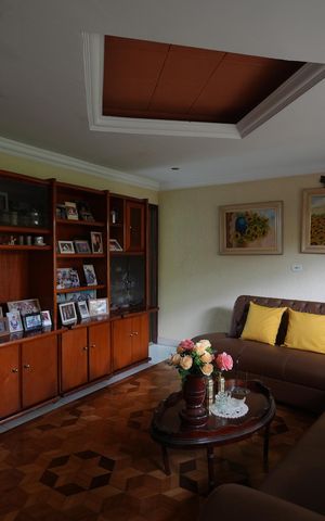 Casa para alugar com 656m², 3 quartos e 4 vagasSala