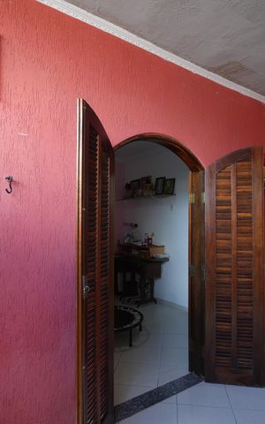 Casa para alugar com 656m², 3 quartos e 4 vagasQuintal