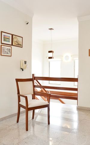 Casa à venda com 330m², 5 quartos e 4 vagas Casa à venda com 330m², 5 quartos e 4 vagasSala 3 (2º piso)
