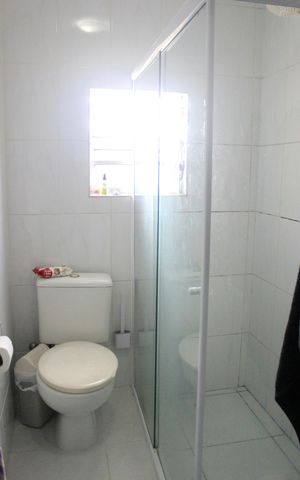 Apartamento à venda com 77m², 2 quartos e 1 vagaBanheiro 