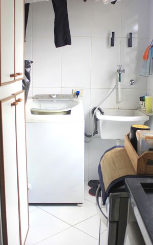 Apartamento à venda com 77m², 2 quartos e 1 vagaCozinha e lavanderia 