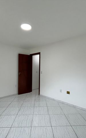 Casa à venda com 80m², 2 quartos e 1 vaga