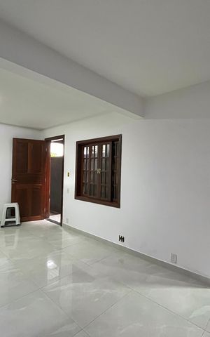 Casa à venda com 80m², 2 quartos e 1 vaga