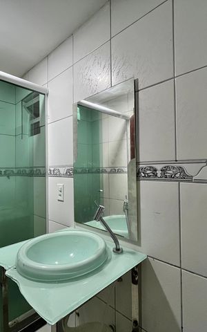 Casa à venda com 80m², 2 quartos e 1 vaga