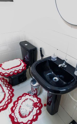 Casa para alugar com 80m², 2 quartos e 2 vagasLavabo